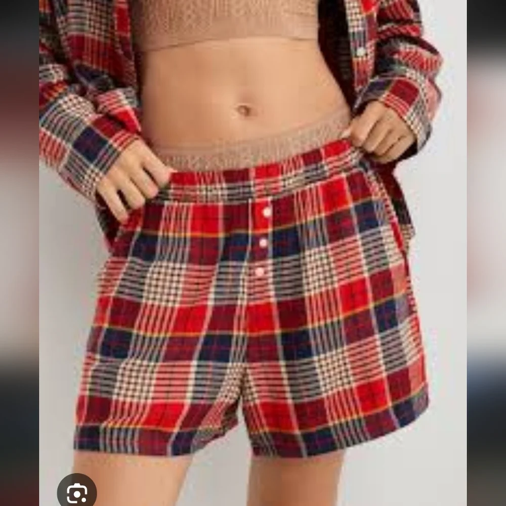 Aerie Plaid Red and Blue Women's Shorts S